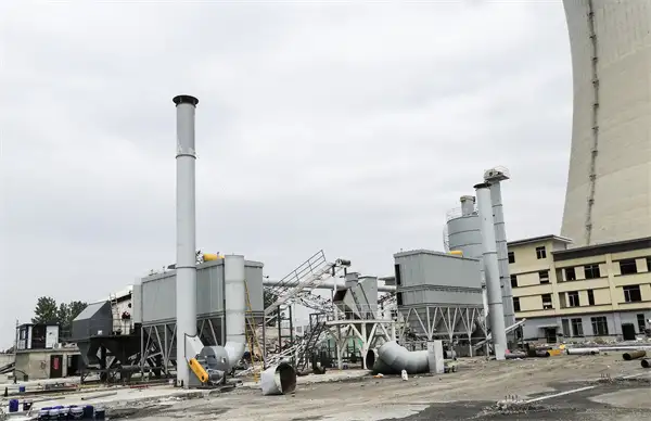 脉冲除尘器 安徽建材厂新建破碎生产线配套的脉冲布袋除尘器安装