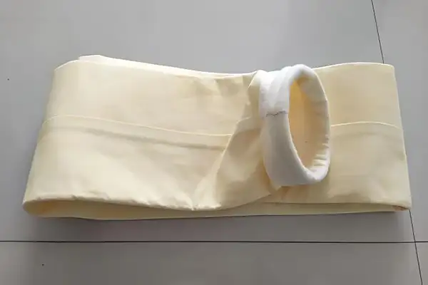 布袋除尘器应选择具有良好防水、防油性能的滤袋材质